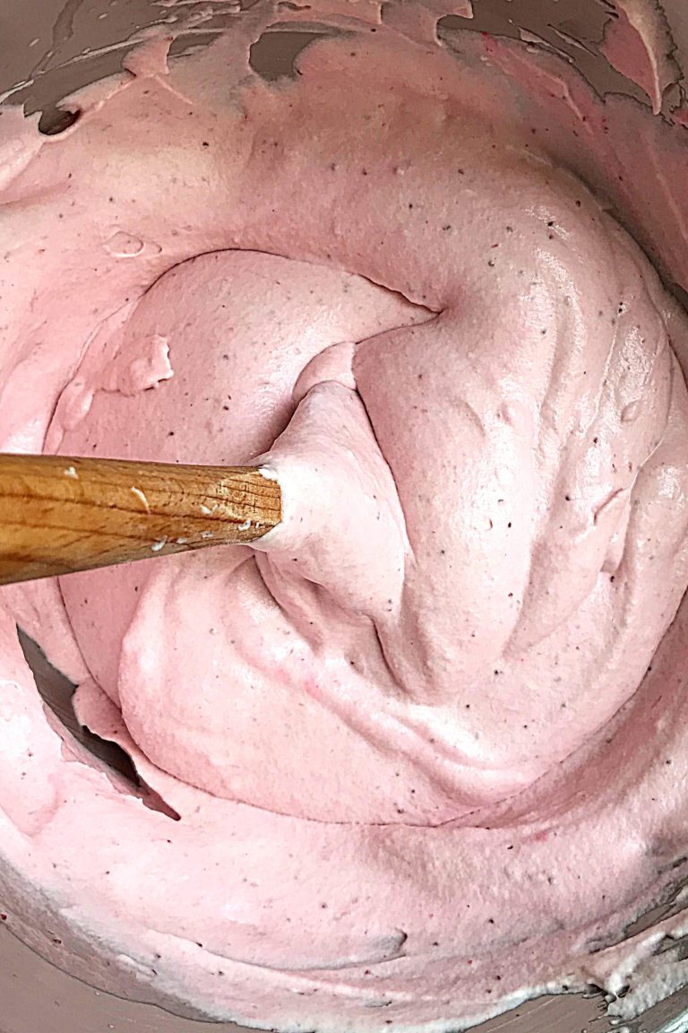 Keto Strawberry Ice cream { Sugar free }